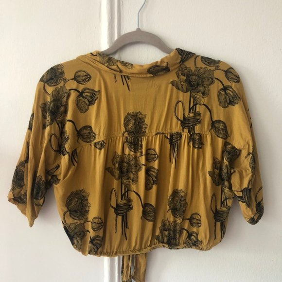 Urban Outfitters Jena Printed Tie-Front Blouse - Picture 4 of 4